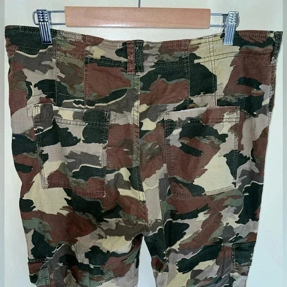 Anthropologie Linen Blend Camo Cargo pants size 31 - Picture 6 of 6
